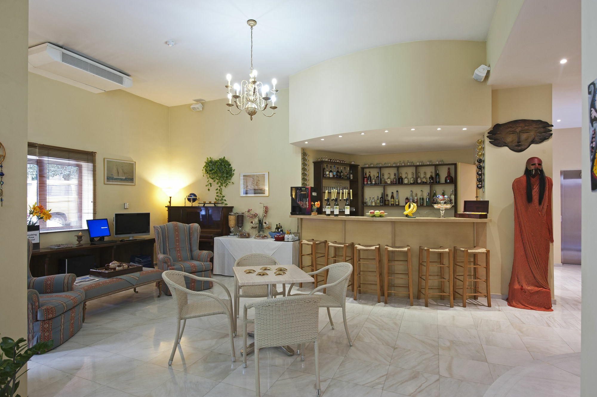 Efplias Hotel Apartments Pire Dış mekan fotoğraf